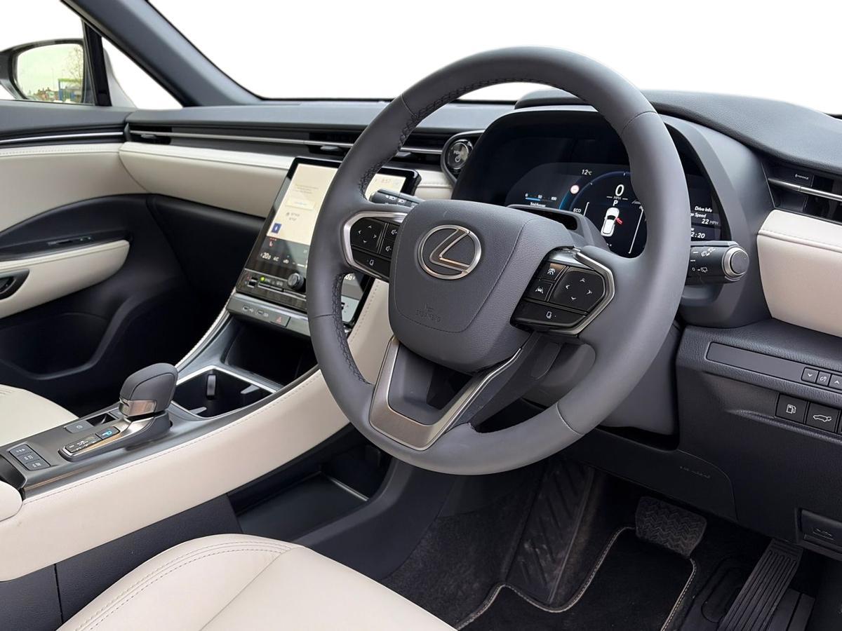 Used Lexus LBX 2025 for sale - 77809707: Photo 12