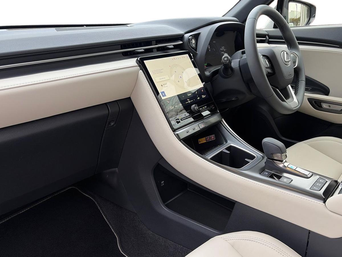 Used Lexus LBX 2025 for sale - 77809707: Photo 7