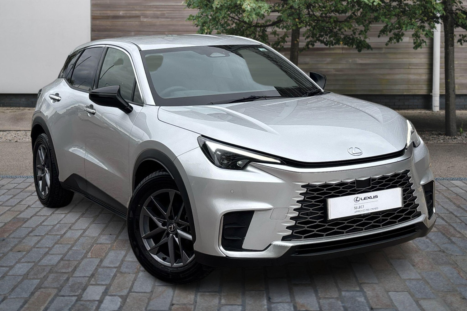 Used Lexus LBX 2024 for sale - 76338461: Photo 1