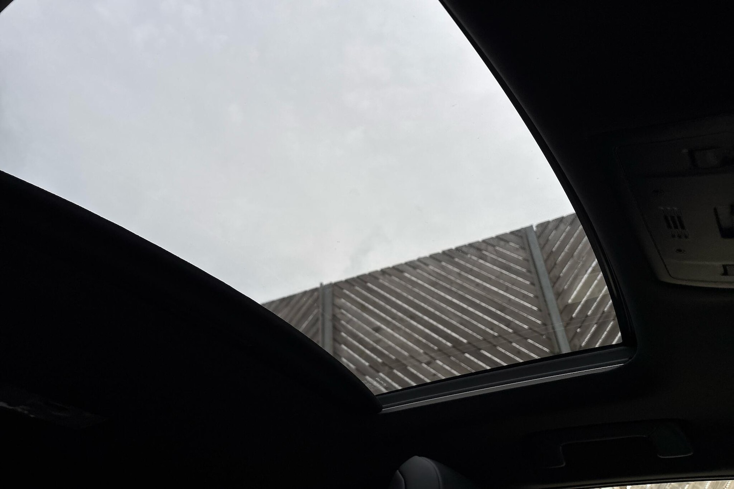 Used Lexus UX 2020 for sale - 76139676: Photo 13