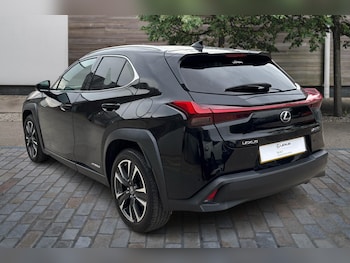 Used Lexus UX 2020 for sale - 76139676: Photo