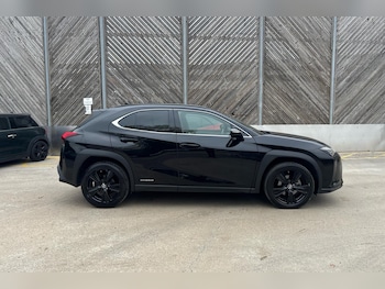 Used Lexus UX 2022 for sale - 76692736: Photo