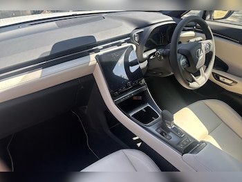 Used Lexus LBX 2025 for sale - 75509174: Photo