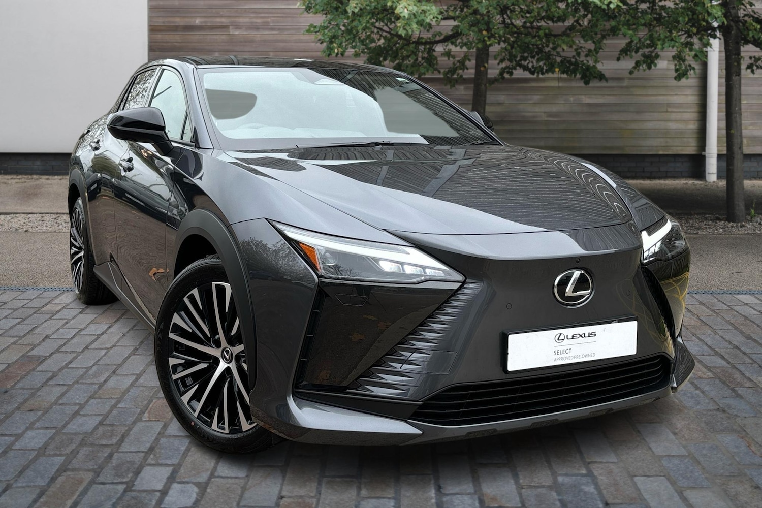 Used Lexus RZ 2024 for sale - 76111204: Photo 1