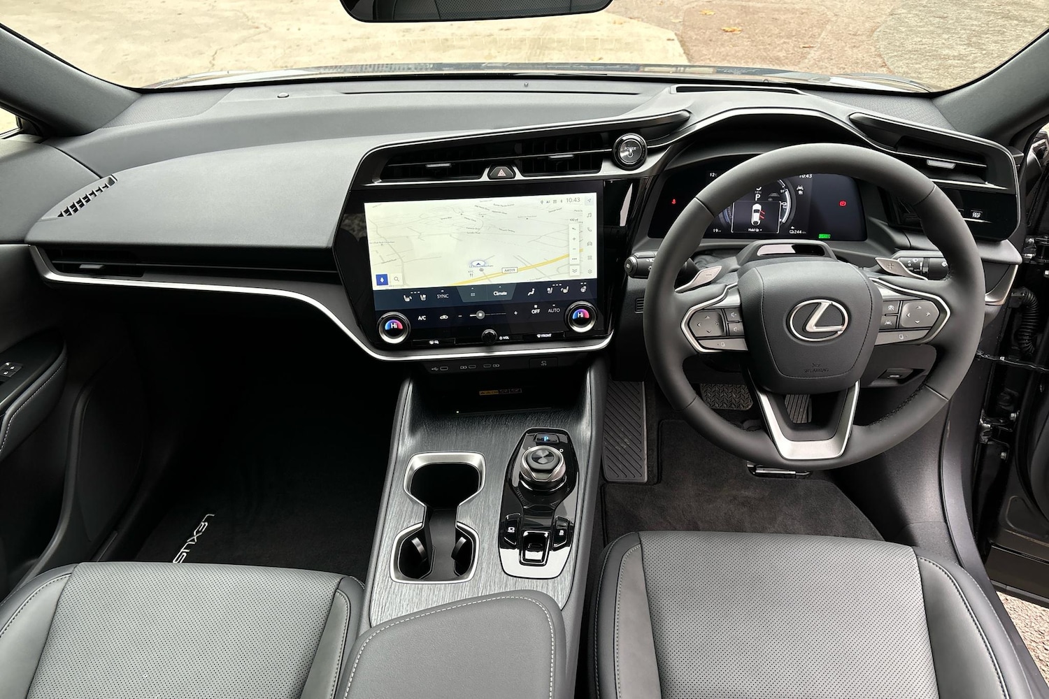 Used Lexus RZ 2024 for sale - 76111204: Photo 12