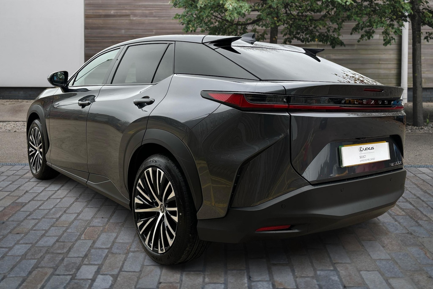 Used Lexus RZ 2024 for sale - 76111204: Photo 3