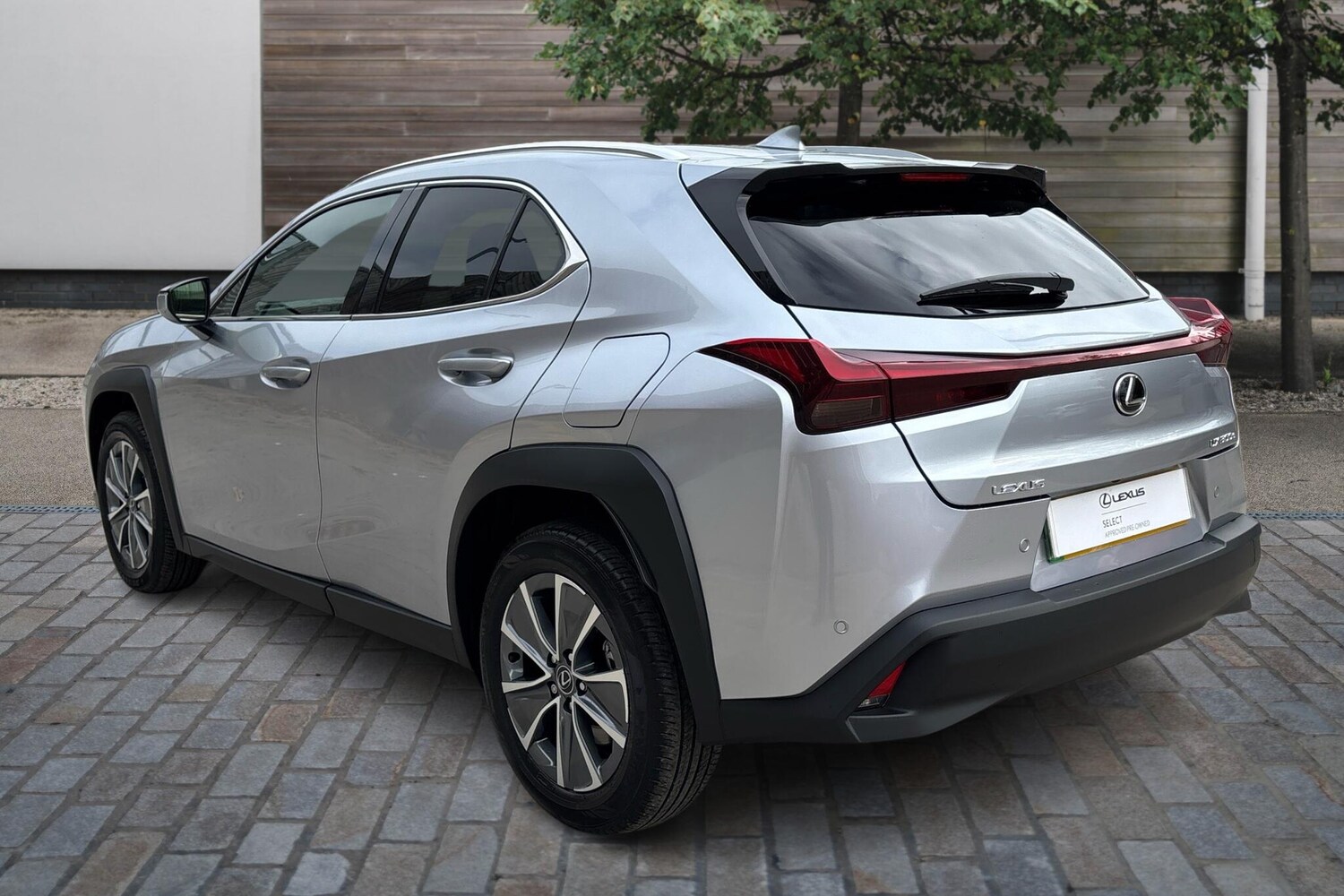 Used Lexus UX 2025 for sale - 76168408: Photo 3