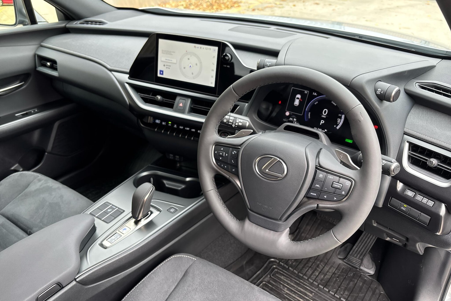 Used Lexus UX 2025 for sale - 76168408: Photo 6