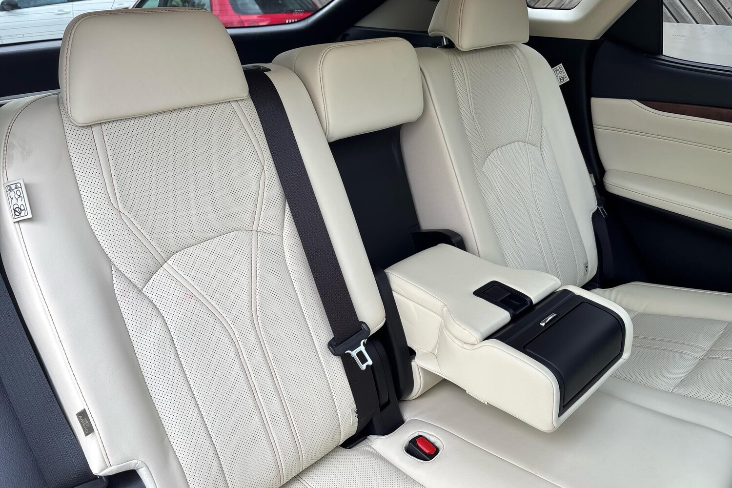 Used Lexus RX 2021 for sale - 76139701: Photo 9