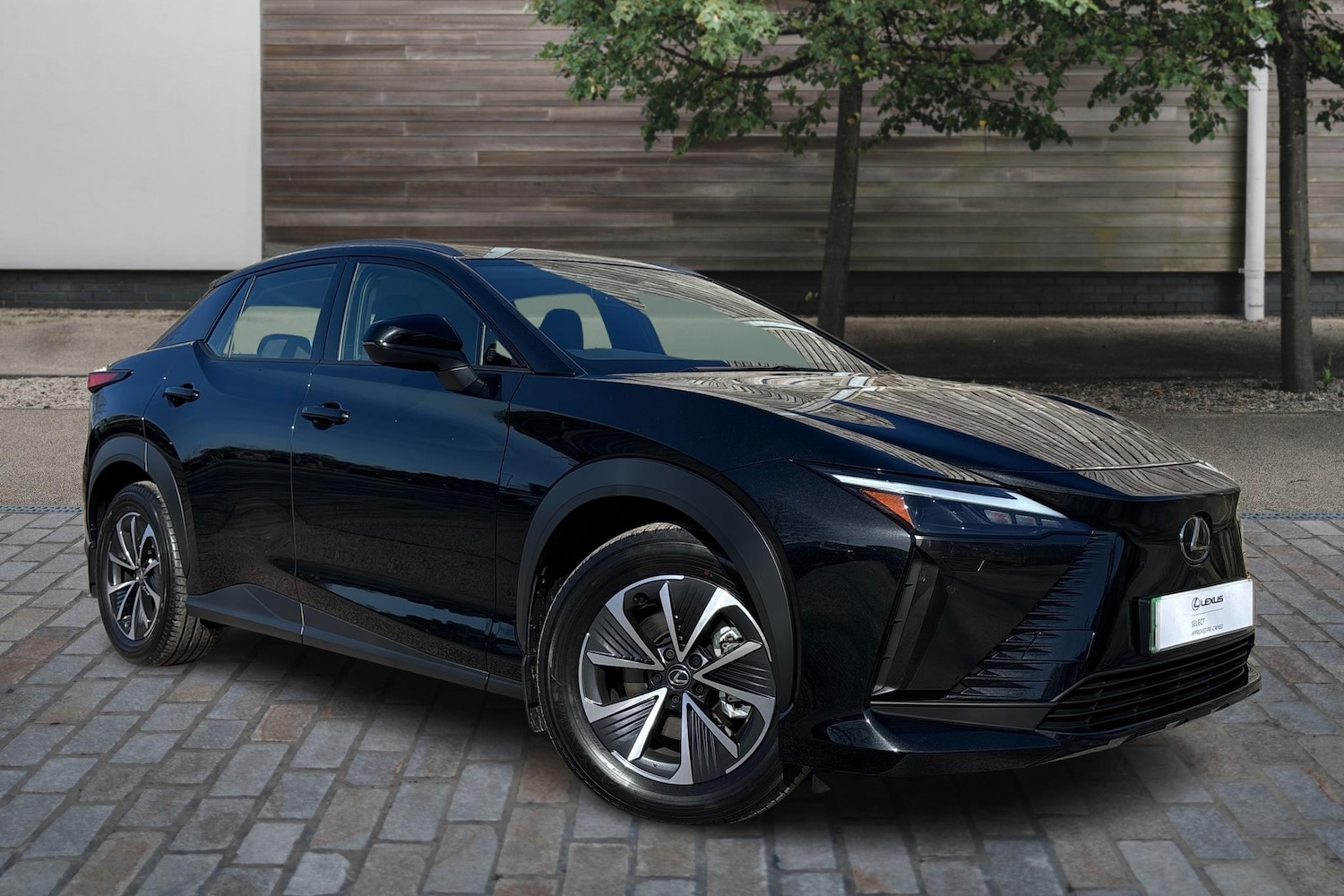 Used Lexus RZ 2025 for sale - 76111124: Photo 1