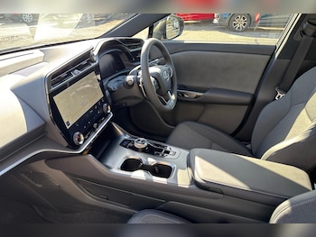 Used Lexus RZ 2025 for sale - 76111124: Photo