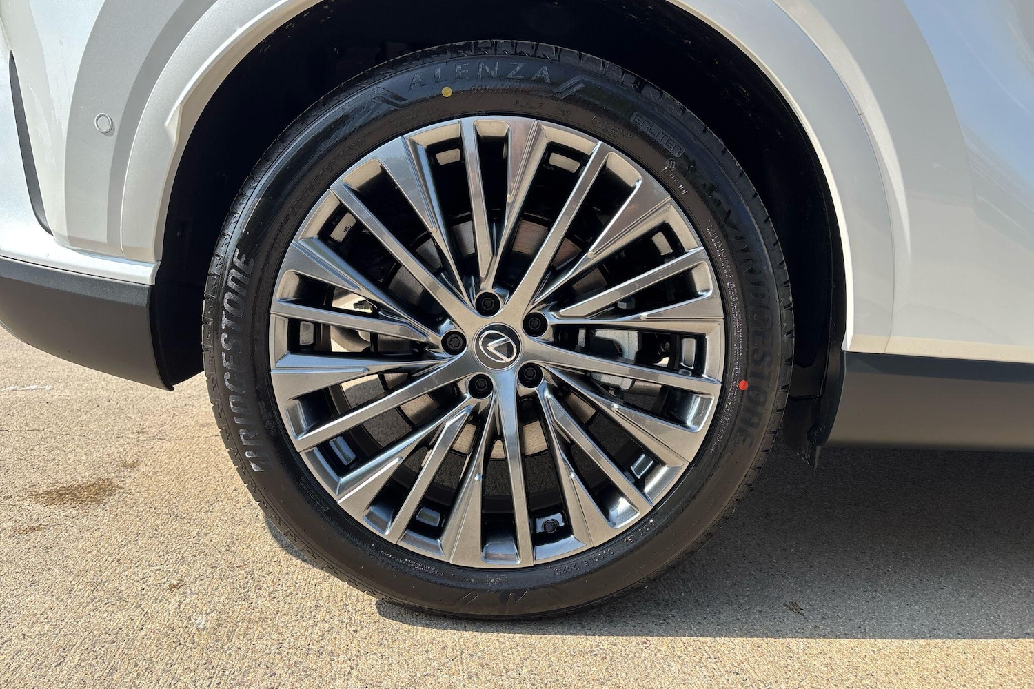 Used Lexus RX 2025 for sale - 76111012: Photo 5