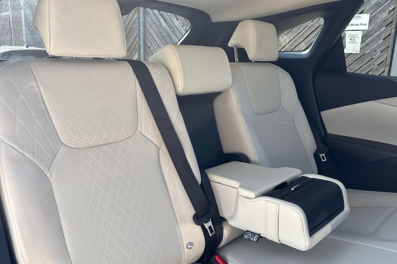 Used Lexus RX 2025 for sale - 76111012: Photo 9