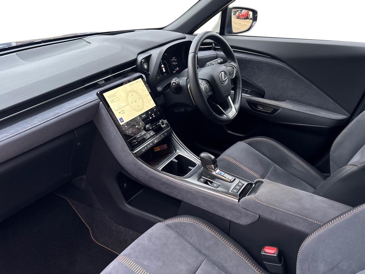 Used Lexus LBX 2024 for sale - 77910646: Photo 7