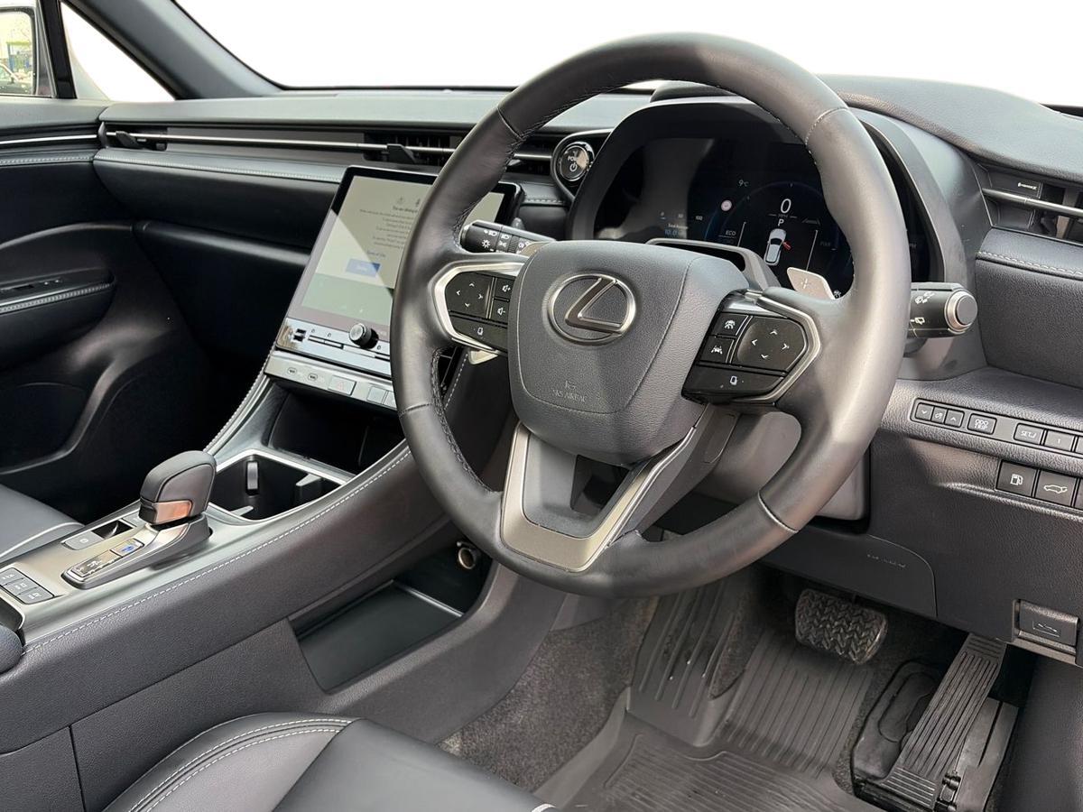 Used Lexus LBX 2025 for sale - 77457394: Photo 12