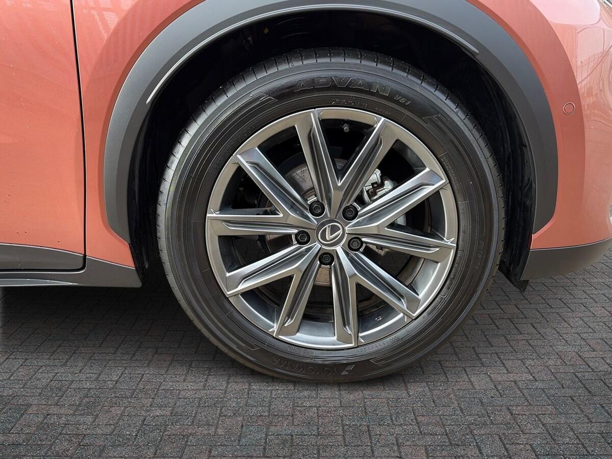 Used Lexus LBX 2025 for sale - 77457394: Photo 6