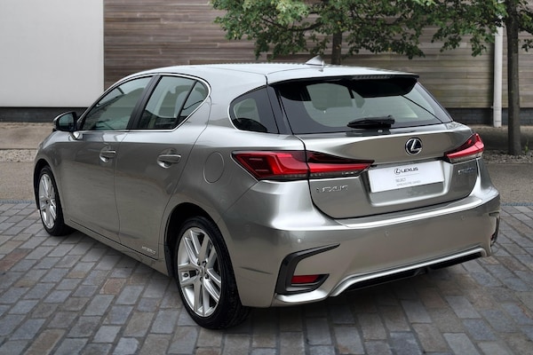 Used Lexus CT 2018 for sale - 76216636: Photo 3