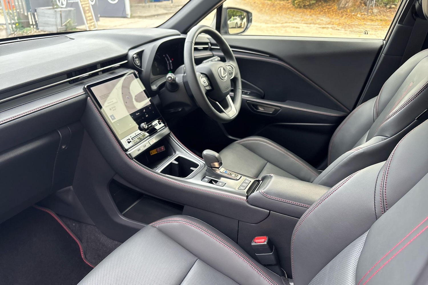 Used Lexus LBX 2024 for sale - 76111694: Photo 2