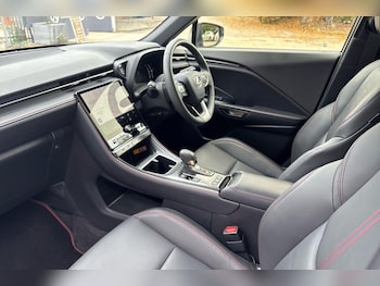 Used Lexus LBX 2024 for sale - 76111694: Photo 2