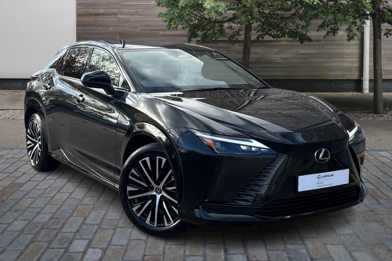 Used Lexus RZ 2024 for sale - 76523256: Photo 1