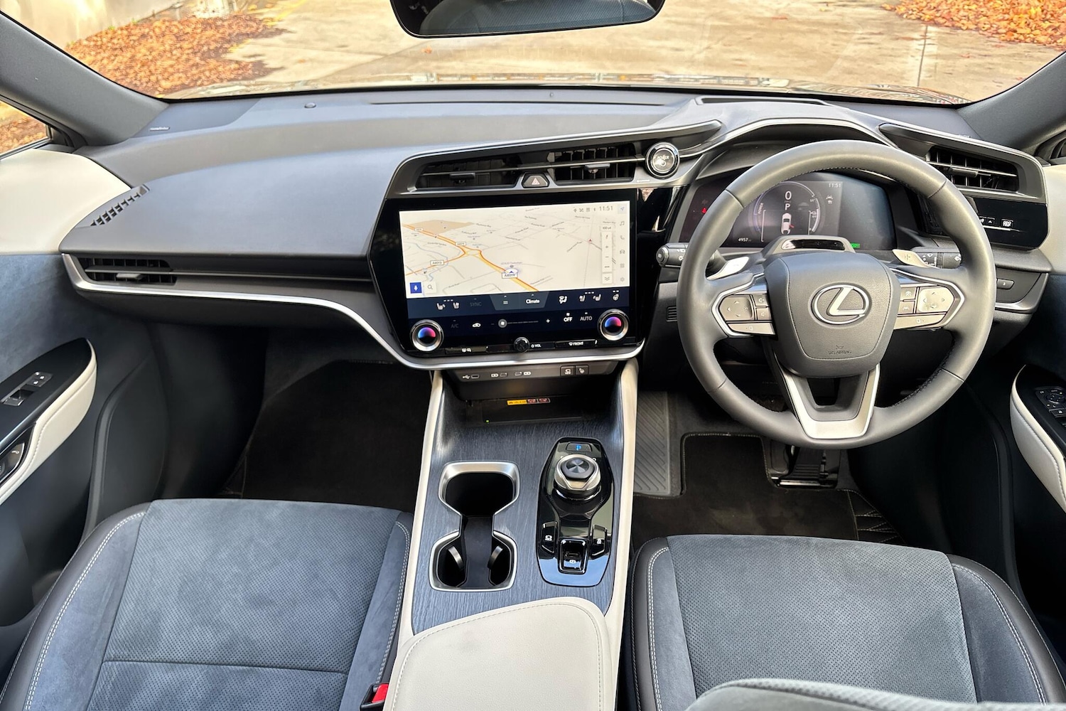 Used Lexus RZ 2024 for sale - 76523256: Photo 12