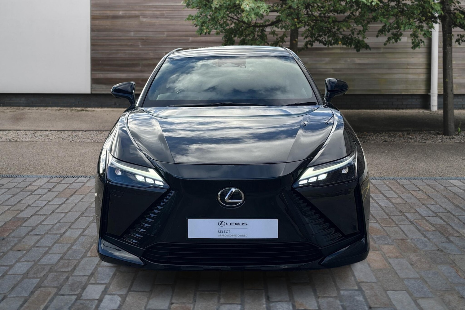 Used Lexus RZ 2024 for sale - 76523256: Photo 7