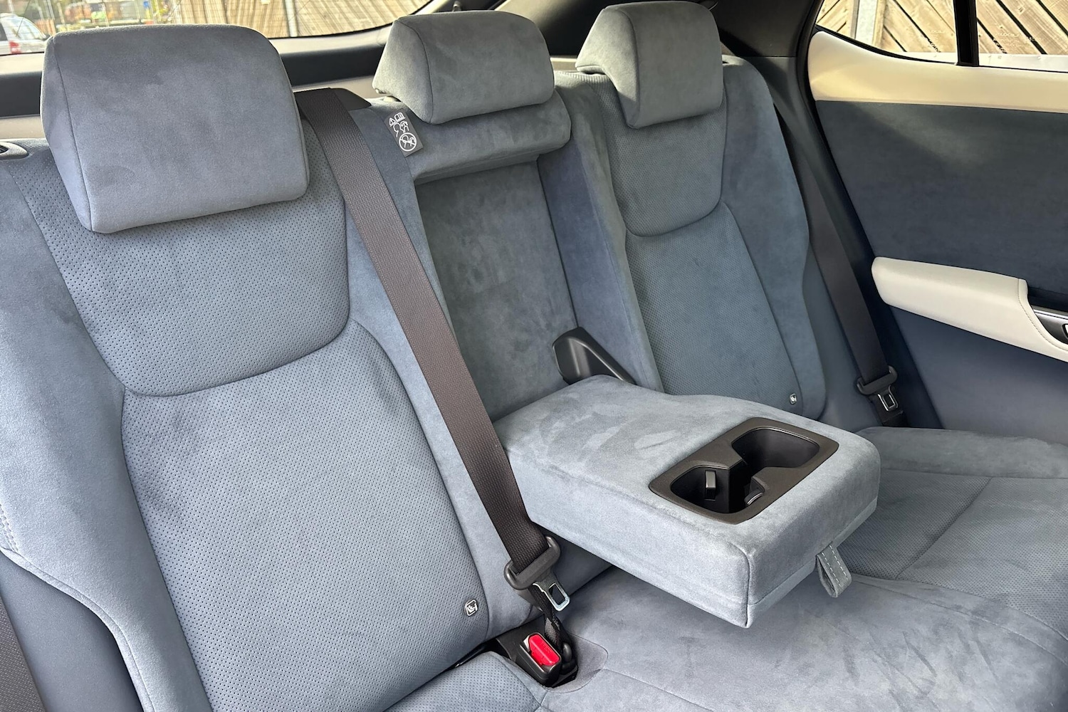 Used Lexus RZ 2024 for sale - 76523256: Photo 9