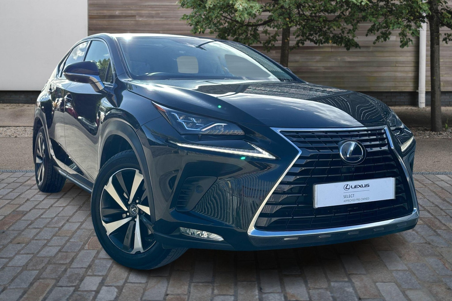 Used Lexus NX 2019 for sale - 76111659: Photo 1