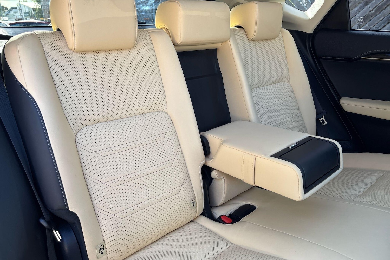 Used Lexus NX 2019 for sale - 76111659: Photo 9