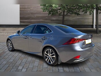 Used Lexus IS 2017 for sale - 75211425: Photo