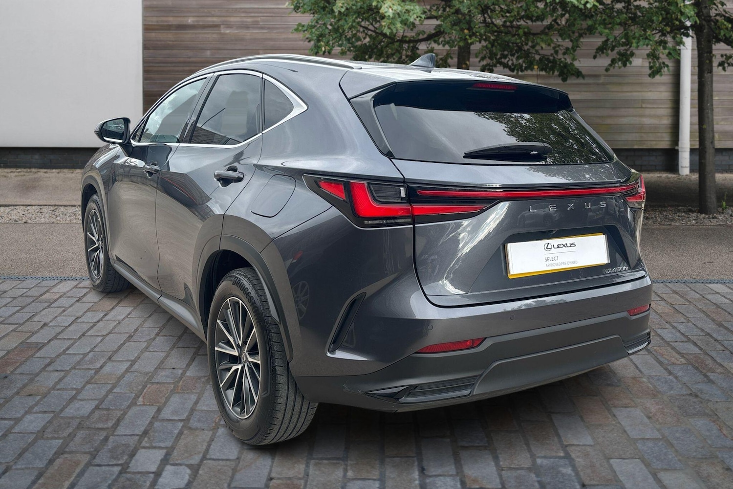 Used Lexus NX 2023 for sale - 76110668: Photo 3