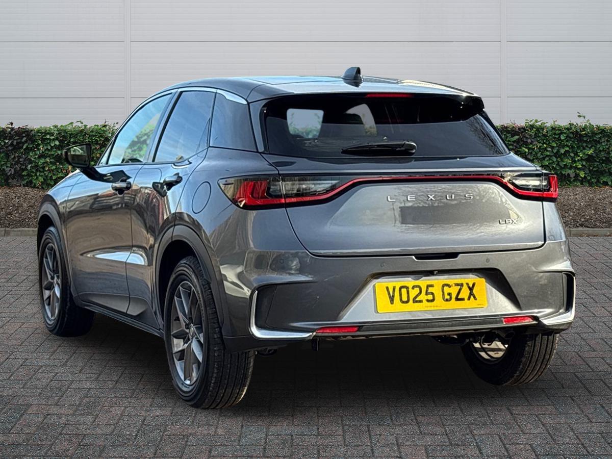 Used Lexus LBX 2025 for sale - 77176771: Photo 2