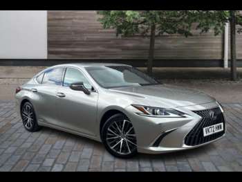 2022 (72) - 300h 2.5 4dr CVT Premium Edition
