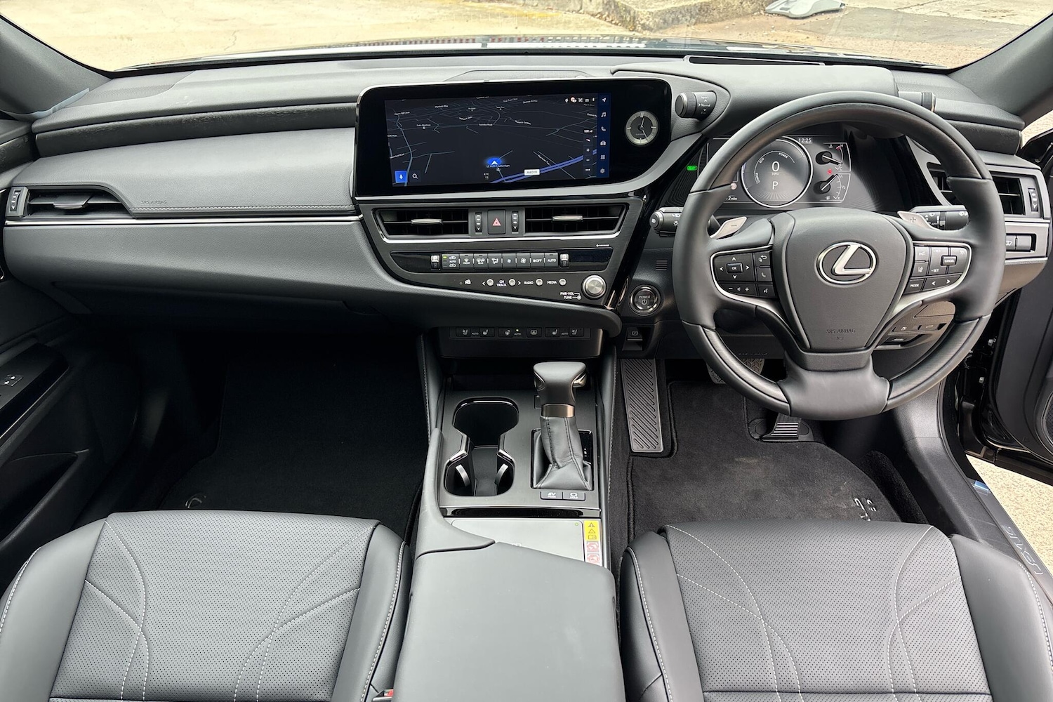 Used Lexus ES 2025 for sale - 76111342: Photo 12