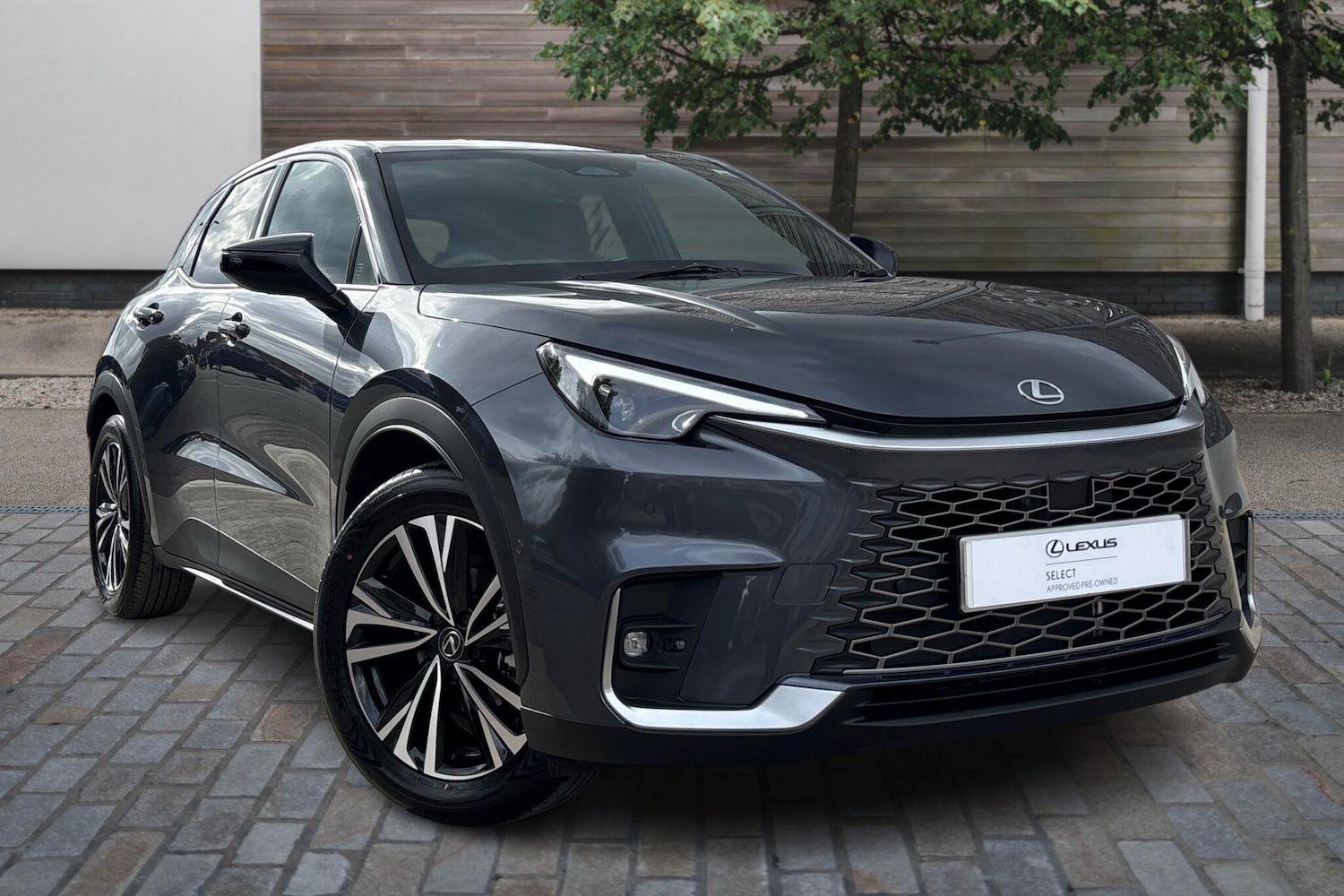 Used Lexus LBX 2025 for sale - 76111024: Photo 1