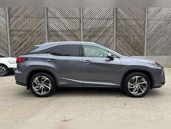 Used Lexus RX 2018 for sale - 76216641: Photo 4
