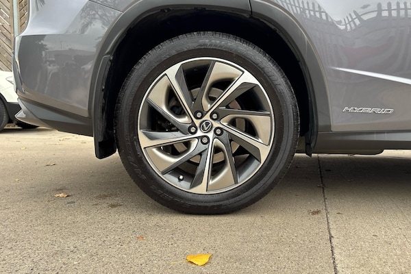 Used Lexus RX 2018 for sale - 76216641: Photo 5