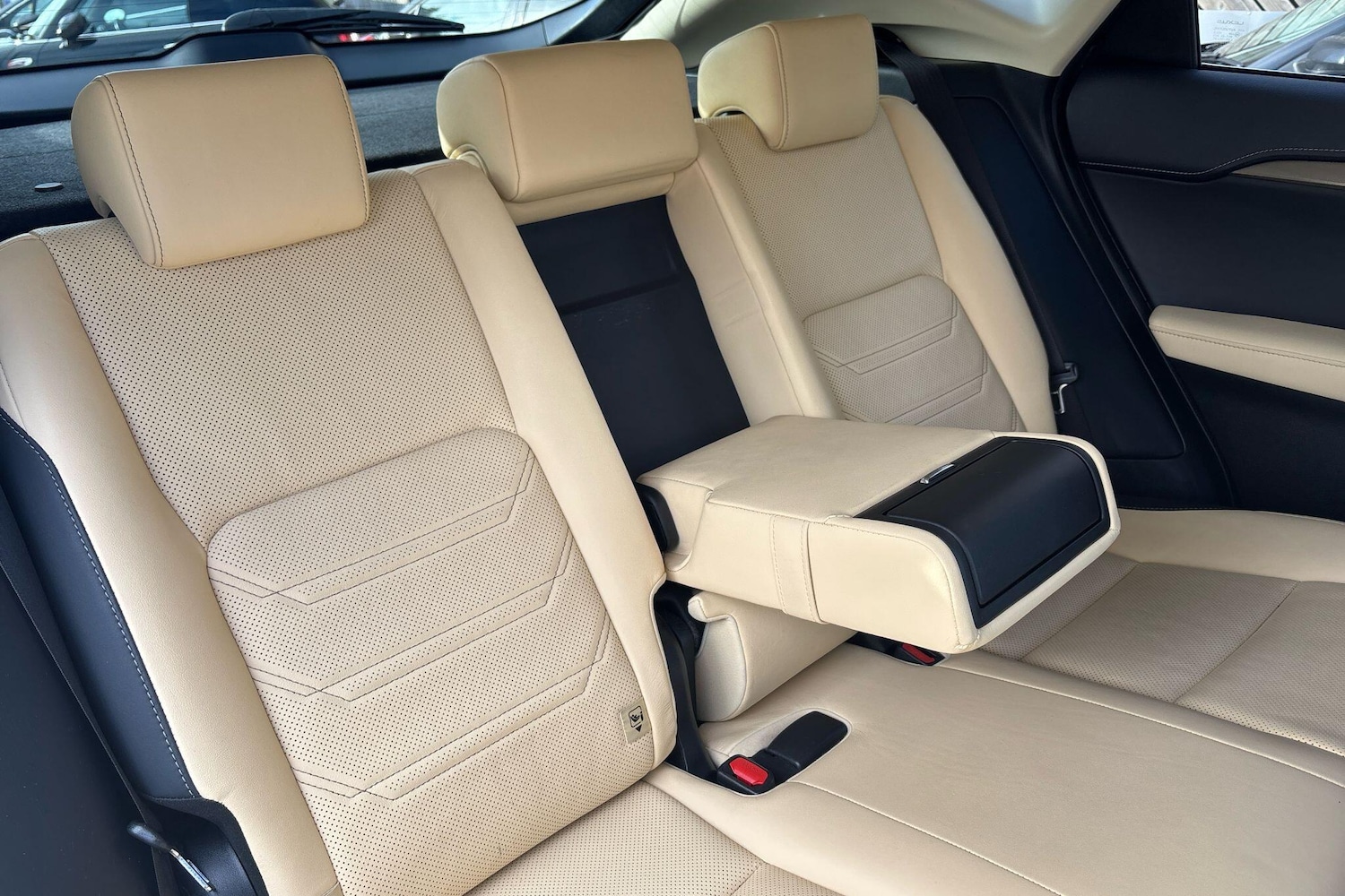 Used Lexus NX 2016 for sale - 76670959: Photo 6