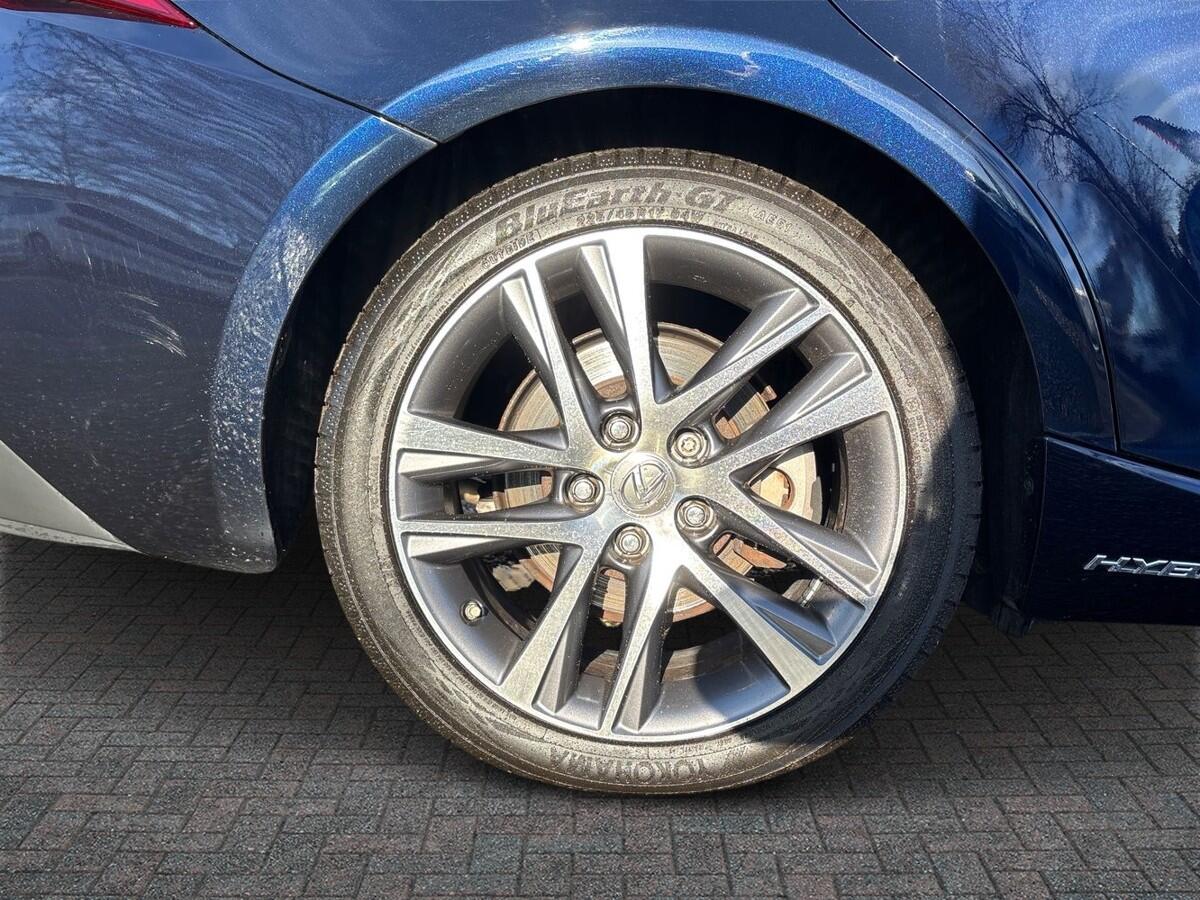 Used Lexus IS 2018 for sale - 77231606: Photo 6