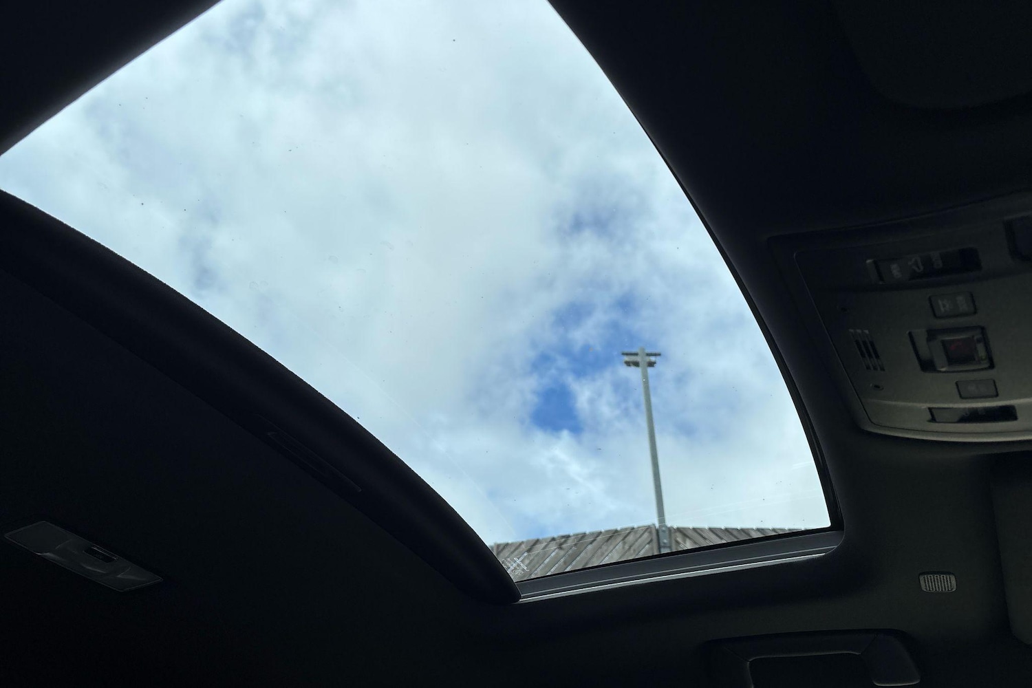 Used Lexus UX 2025 for sale - 77132762: Photo 13