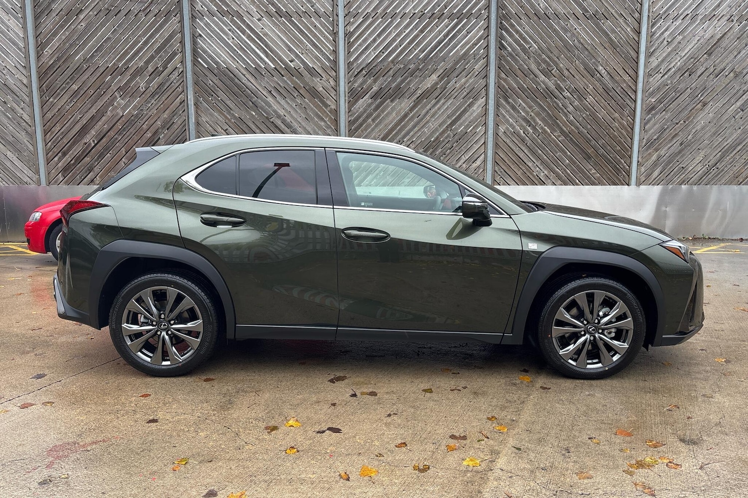 Used Lexus UX 2025 for sale - 76168397: Photo 4