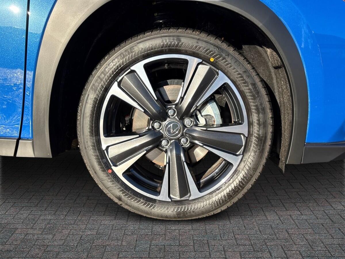 Used Lexus UX 2025 for sale - 77176860: Photo 6