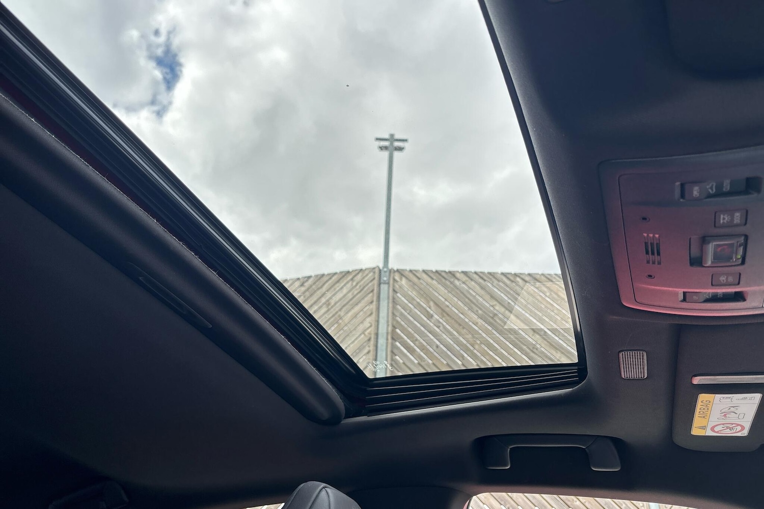 Used Lexus ES 2023 for sale - 76551823: Photo 13