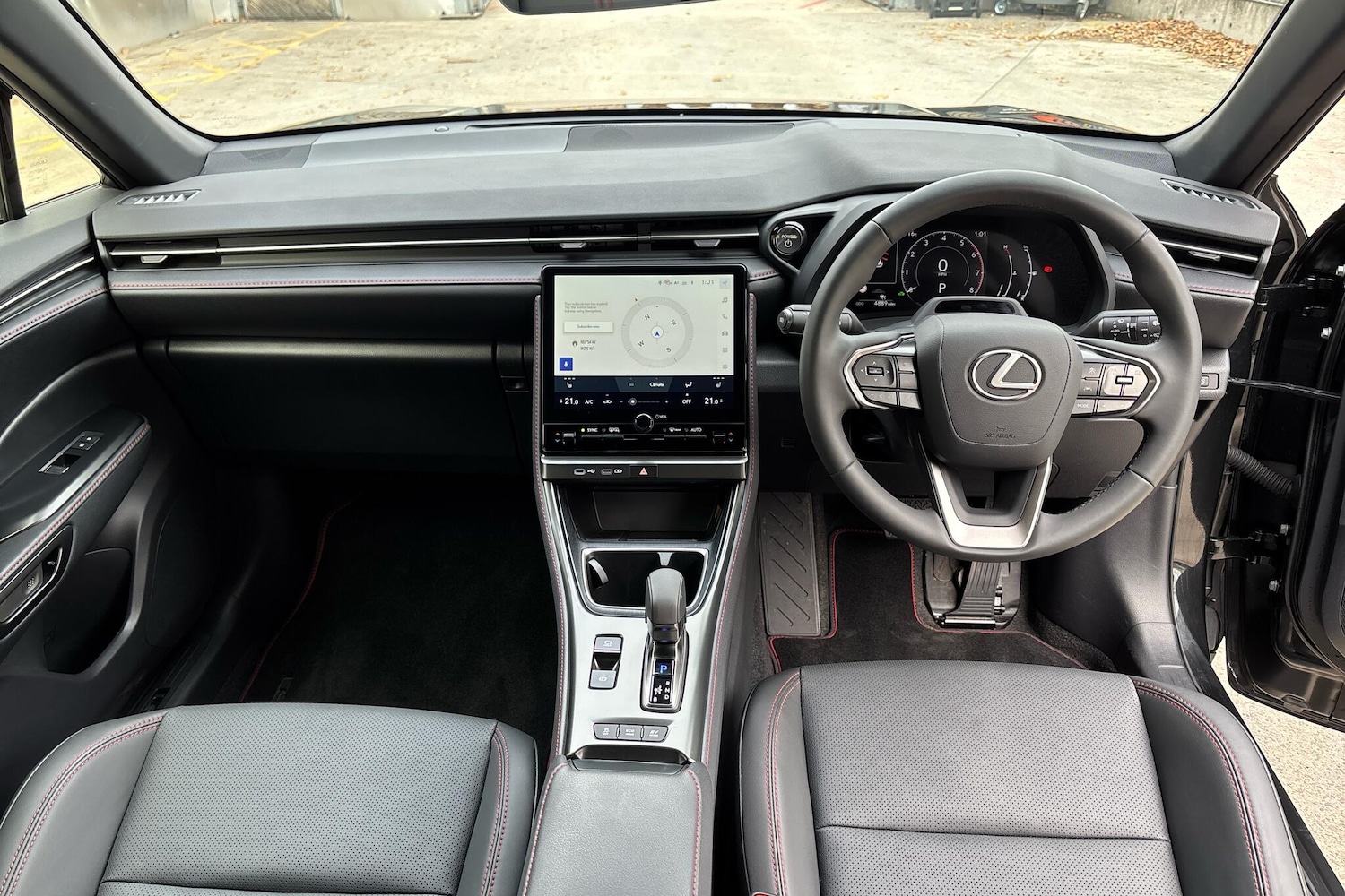 Used Lexus LBX 2025 for sale - 76111673: Photo 12