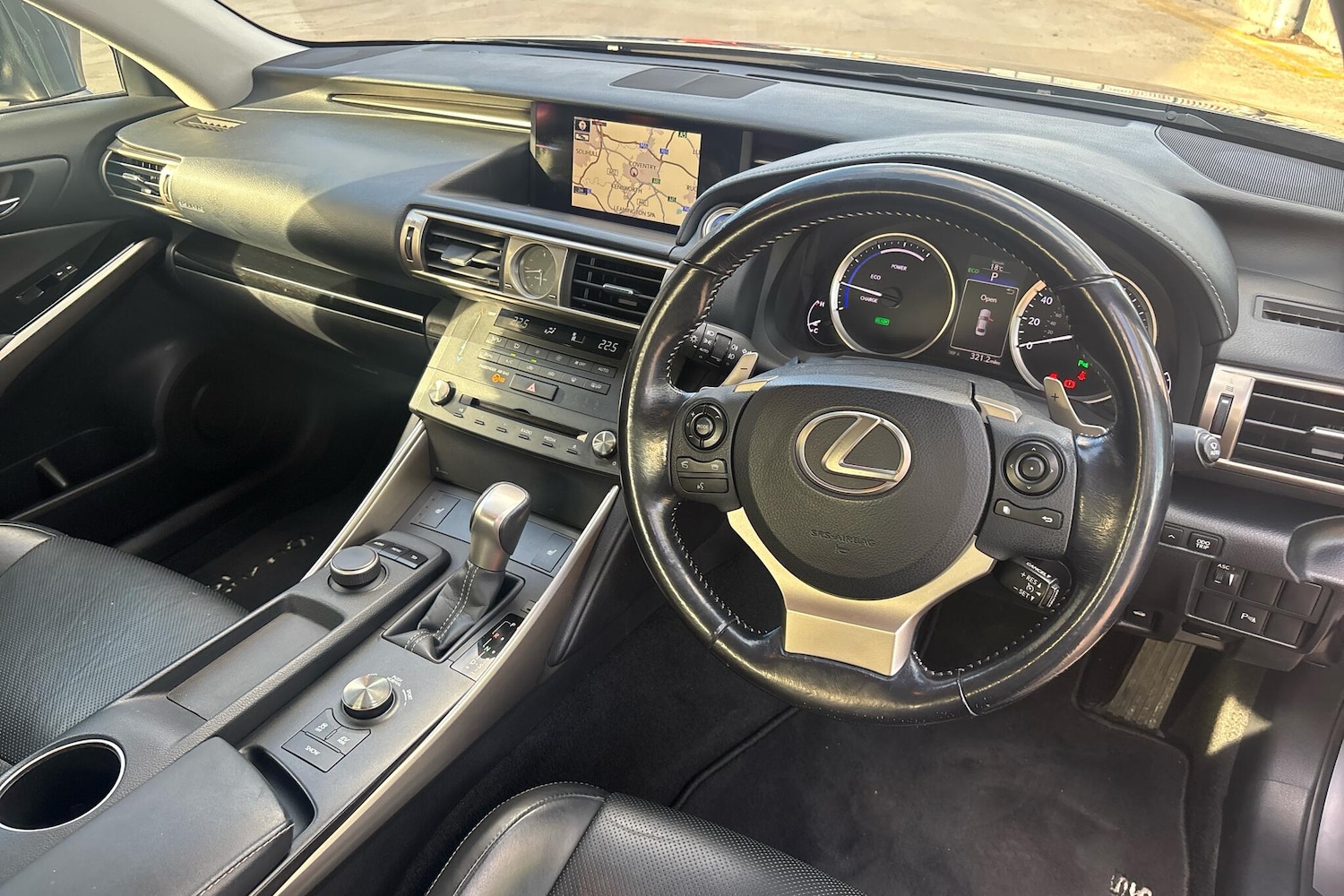 Used Lexus IS 2015 for sale - 76458607: Photo 6