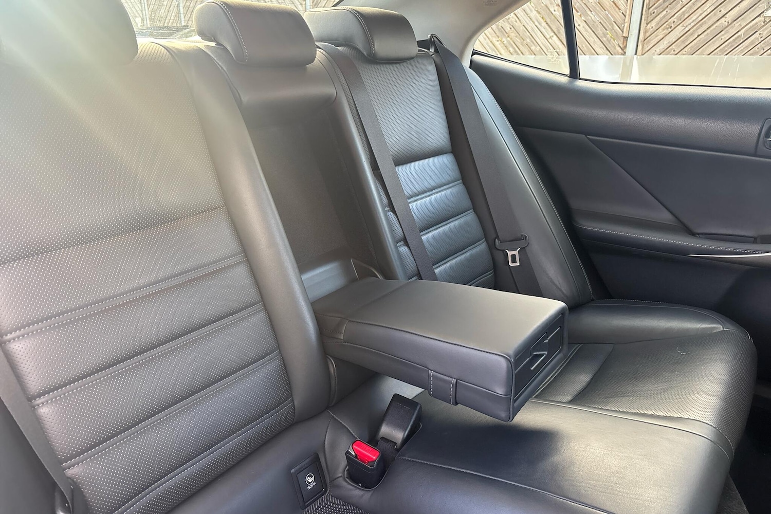 Used Lexus IS 2015 for sale - 76458607: Photo 9