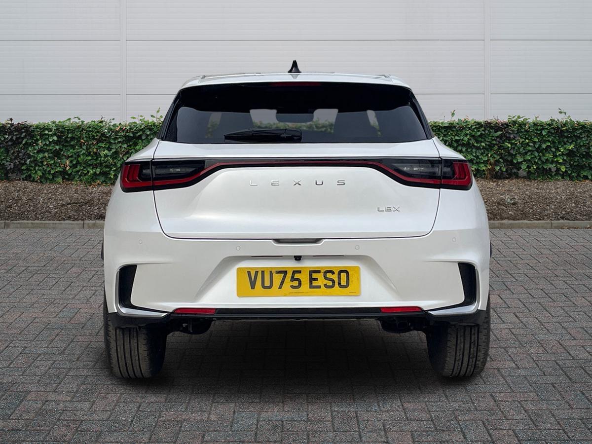 Used Lexus LBX 2025 for sale - 78008538: Photo 4