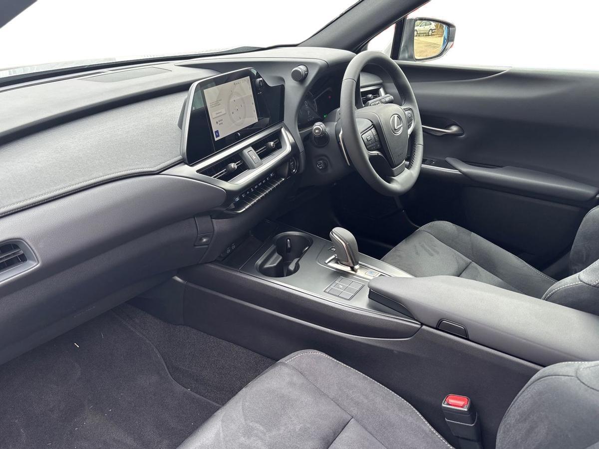 Used Lexus UX 2025 for sale - 77647519: Photo 7