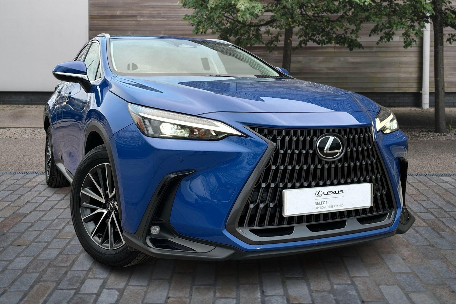 Used Lexus NX 2025 for sale - 76110917: Photo 1