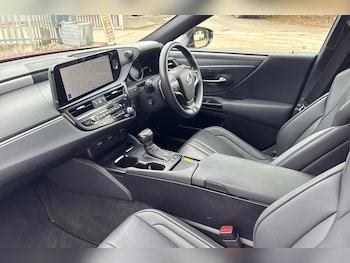 Used Lexus ES 2023 for sale - 76110524: Photo